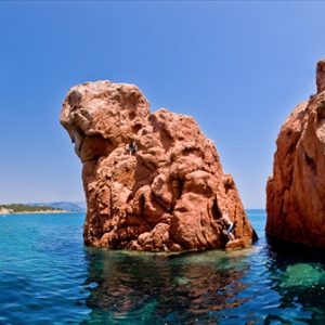 Faraglioni di Cea