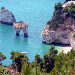Faraglioni Arco Magico e Forbici